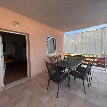 Apartments Marija Jug Primosten Exterior photo