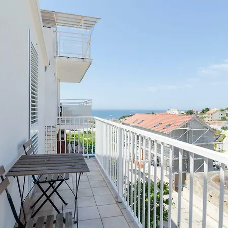 Apartments Marija Jug Primosten Exterior photo