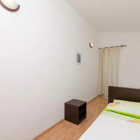 Apartments Marija Jug Primosten Exterior photo
