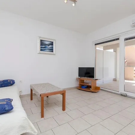 Apartments Marija Jug Primosten Exterior photo