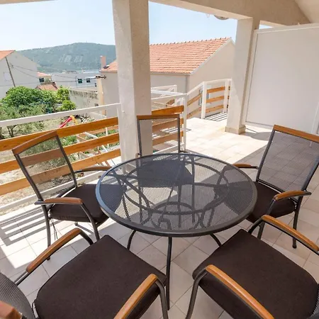 Apartments Marija Jug Primosten Exterior photo