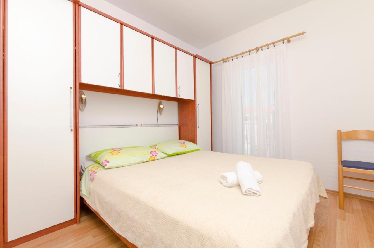 Marija Jug Apartment Primosten